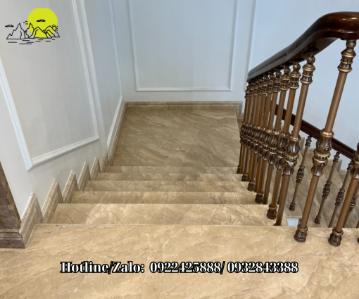 Đá Marble kem oman lát cầu thang