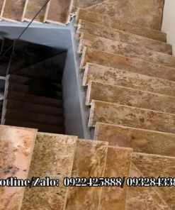 Đá cầu thang granite vàng hoàng gia