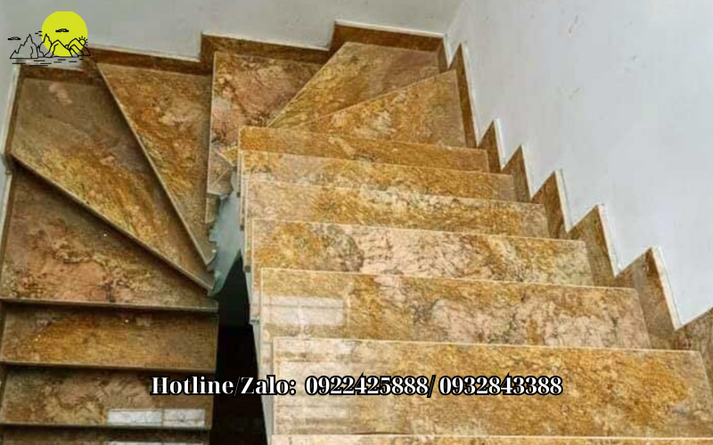 Đá Granite Canyon Gold ốp cầu thang