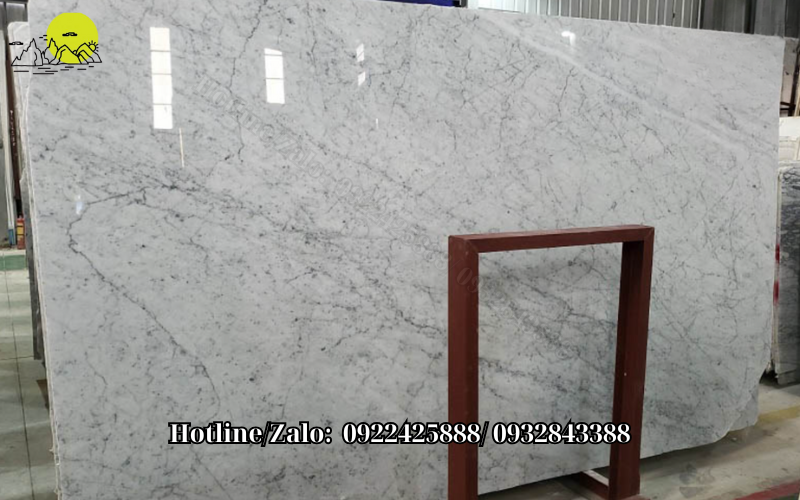 da-op-cau-thang-marble-trang-y (2) Đá ốp cầu thang marble trắng ý