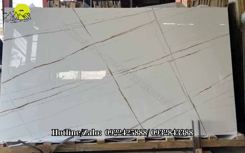 da-op-cau-thang-marble-trang-y (5) Đá ốp cầu thang marble trắng ý