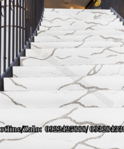 Đá ốp cầu thang màu trắng vân mây