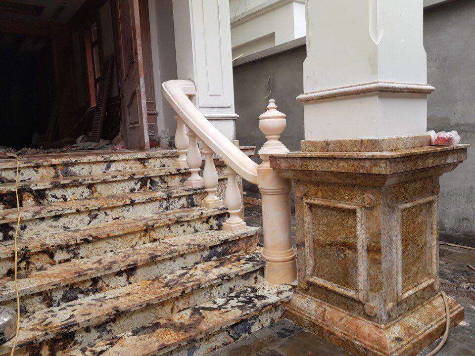 Cầu thang đá tự nhiên đẹp giải pháp bền vững và thẩm mỹ lâu dài