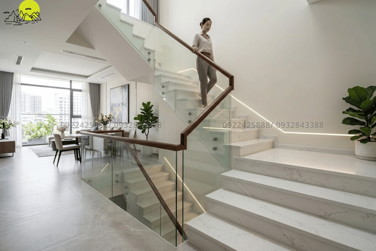 Mặt bậc cầu thang bộ sử dụng đá nhân tạo gốc thạch anh trắng vân mây