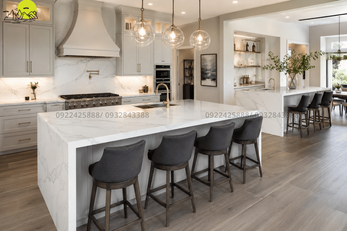 Ứng dụng mẫu đá thạch anh trắng vân mây làm mặt bàn bếp, đảo bếp và quầy bar